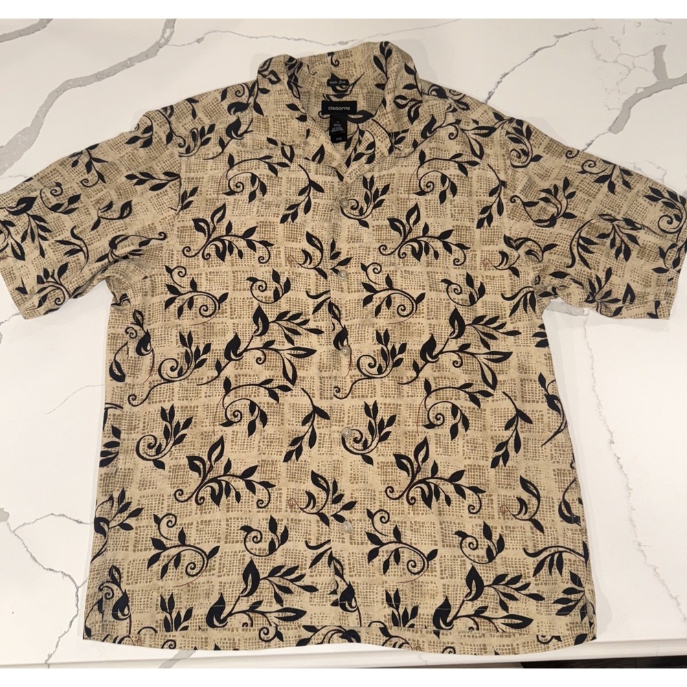 Claiborne Mens Medium 100% Silk Short Sleeve Button Down Shirt Floral Tan Black